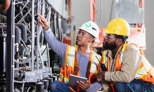 Best Best Electricians Near Me  in Mccom, MS